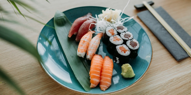 hjemmelavet sushi opskrift