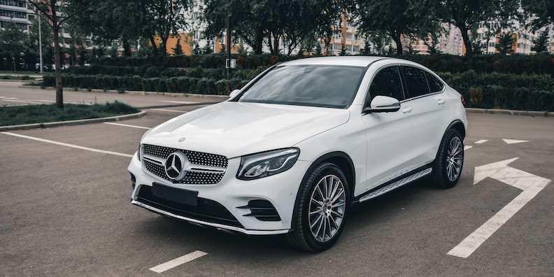 mercedes glc hybrid priser